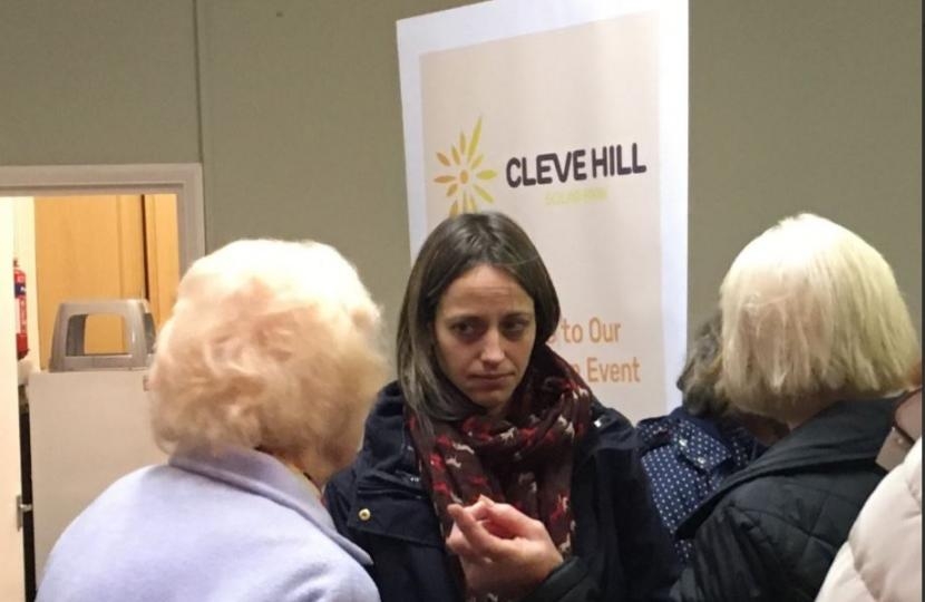 Helen Whately at Graveney meeting about solar farm
